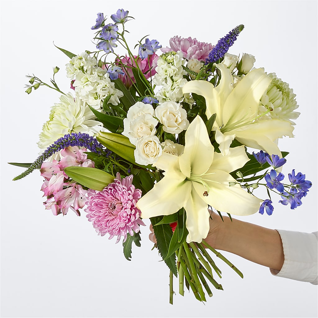 Winter Celebration Bouquet – Evergreen Flowers, Tucson AZ