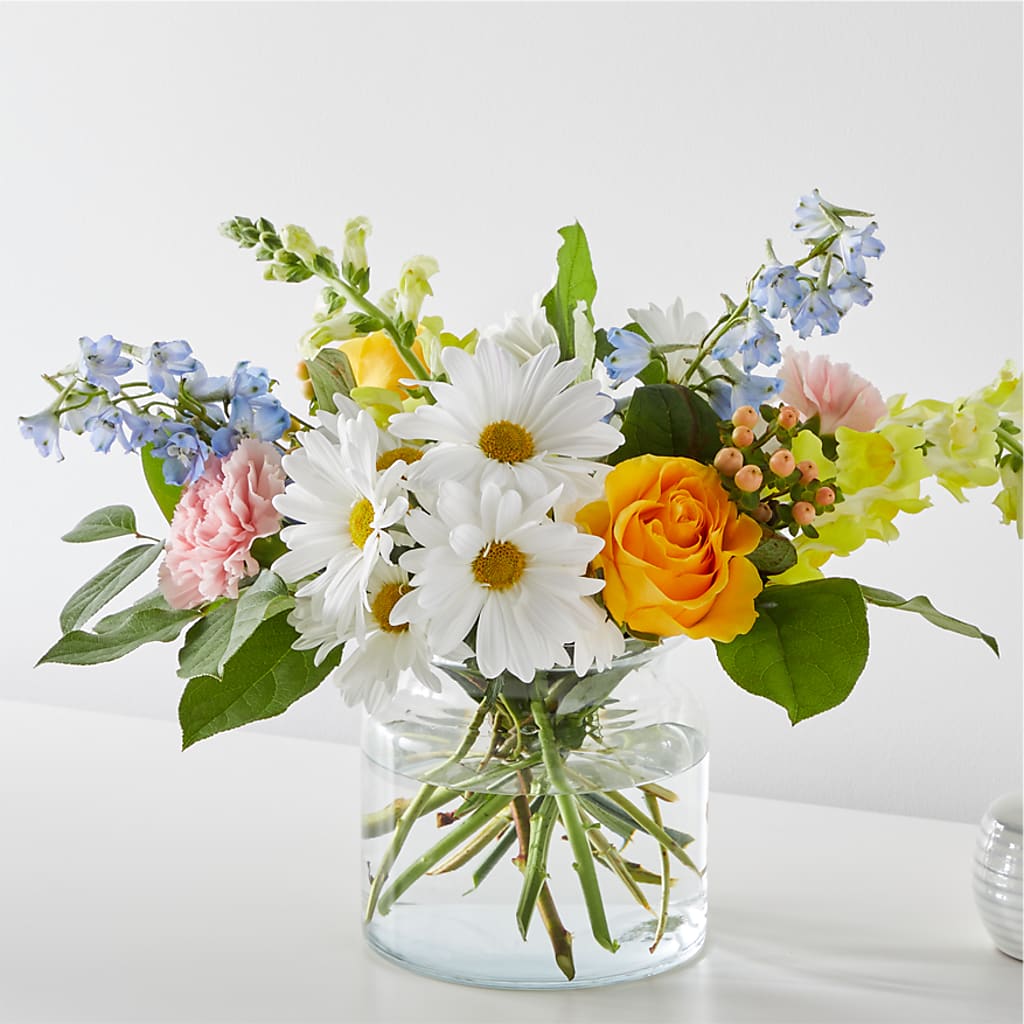 Sun Salutation Bouquet – Evergreen Flowers, Tucson AZ