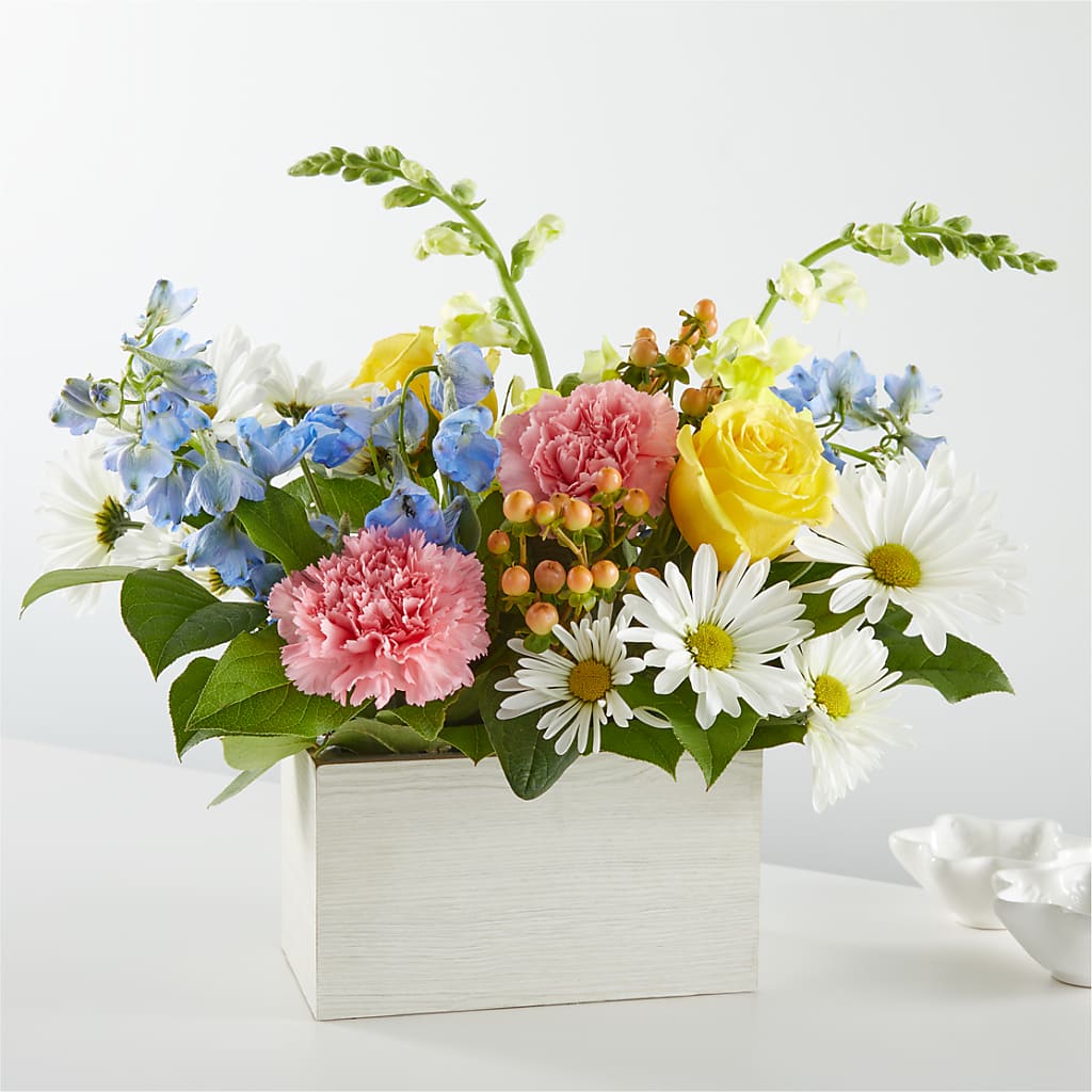 Sun Salutation Box Bouquet – Evergreen Flowers, Tucson AZ