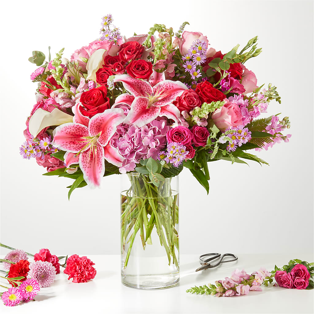Swooning Over You - A Luxury Florist Original – Evergreen Flowers, Tucson AZ