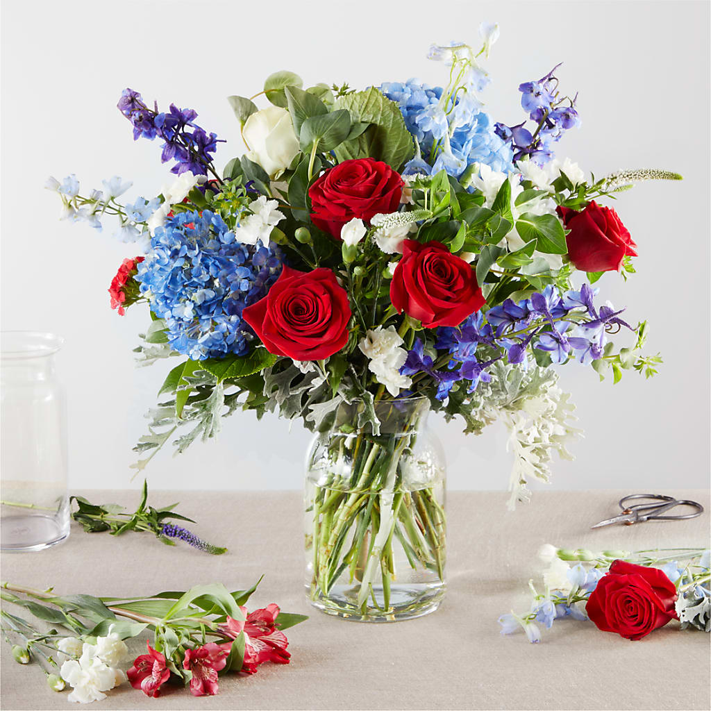 Star Spangled - A Florist Original – Evergreen Flowers, Tucson AZ