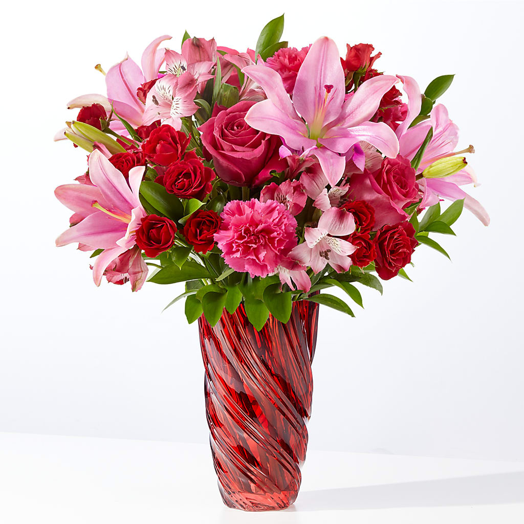 In Love Bouquet with Luxe Swirl Vase – Evergreen Flowers, Tucson AZ