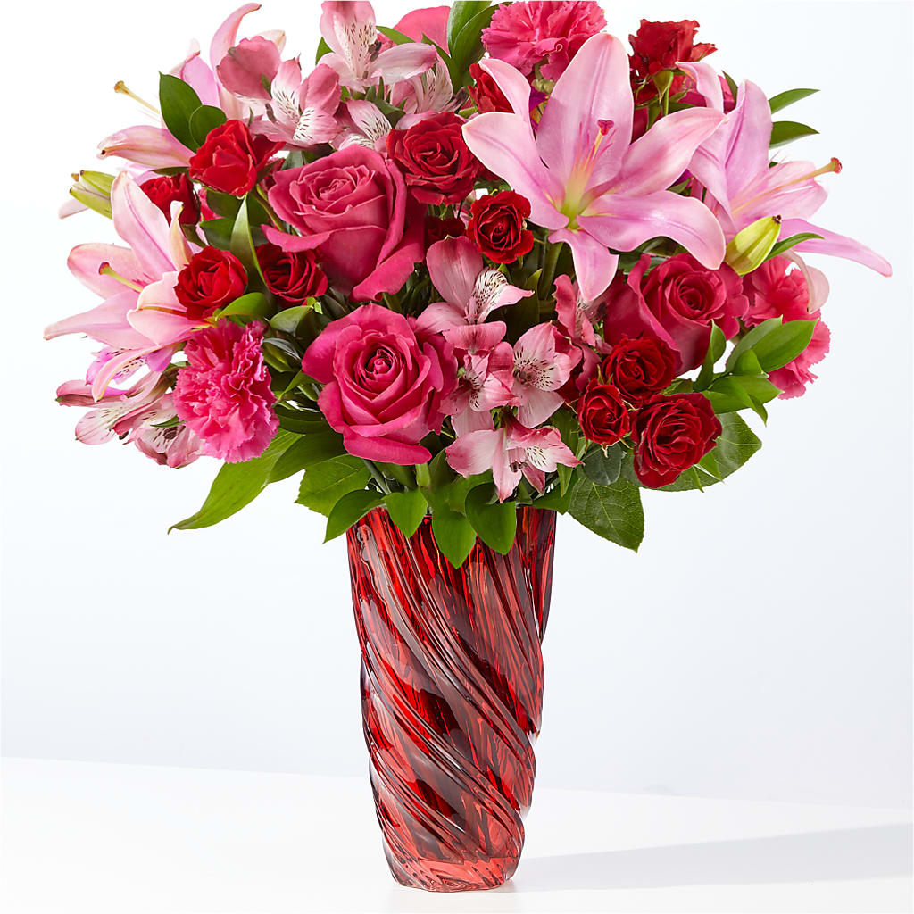 In Love Bouquet with Luxe Swirl Vase – Evergreen Flowers, Tucson AZ