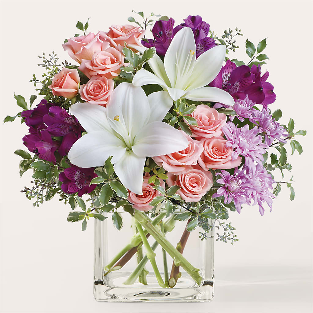 Mani Pedi Bouquet – Evergreen Flowers, Tucson AZ