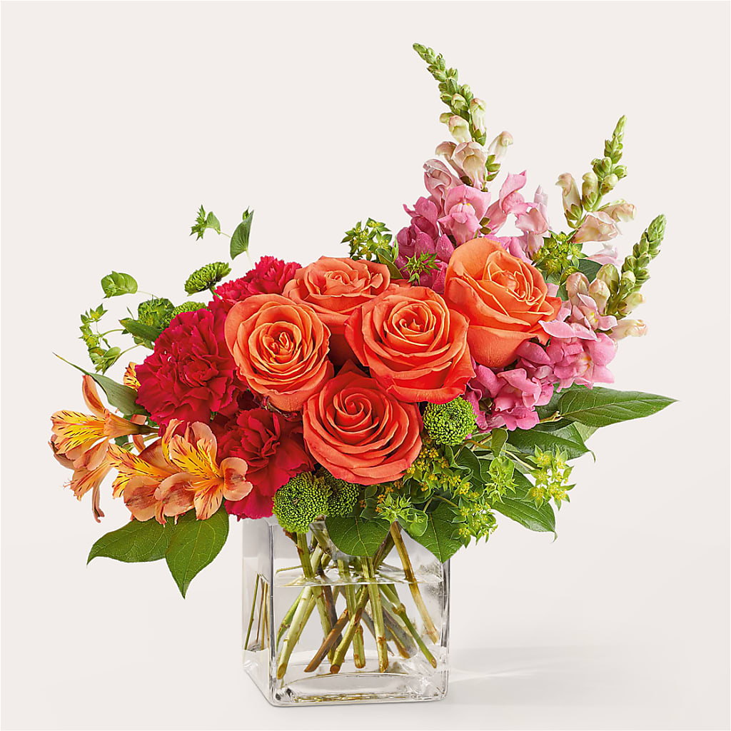 Cosmopolitan Bouquet – Evergreen Flowers, Tucson AZ