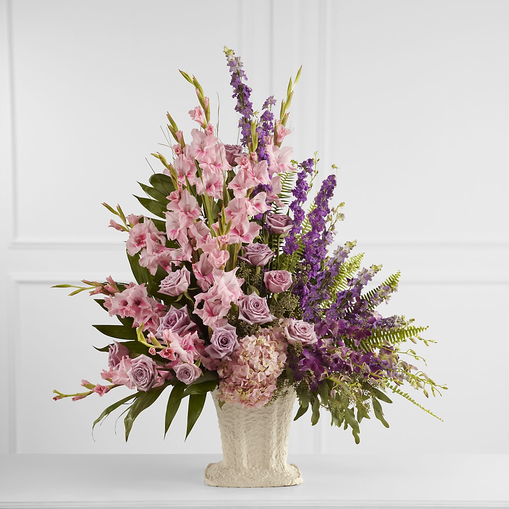 Flowing Garden Arrangement – Evergreen Flowers, Tucson AZ