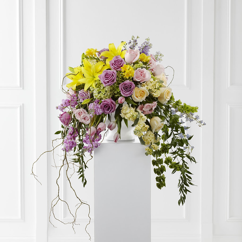 Display of Affection Arrangement – Evergreen Flowers, Tucson AZ