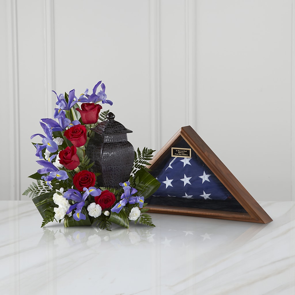 Patriotic Tribute Arrangement – Evergreen Flowers, Tucson AZ