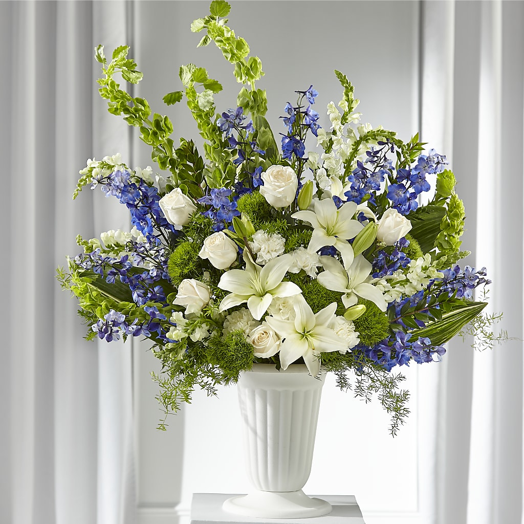 Heartfelt Hope Arrangement – Evergreen Flowers, Tucson AZ