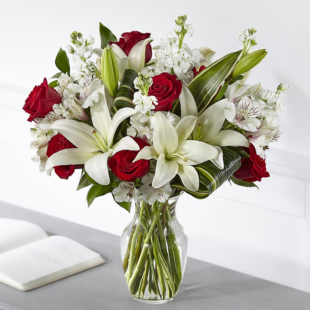 Loving Respect Bouquet – Evergreen Flowers, Tucson AZ