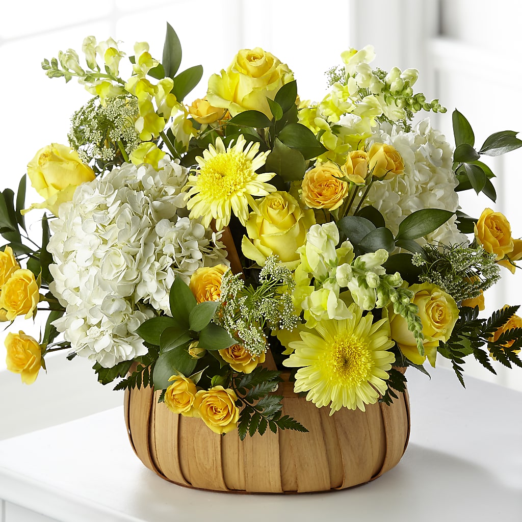 Rustic Remembrance Basket – Evergreen Flowers, Tucson AZ