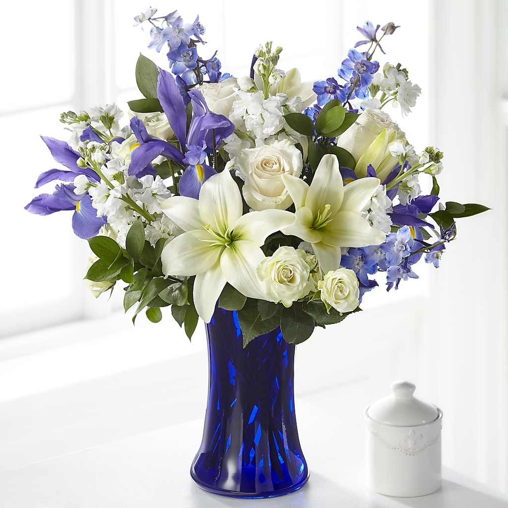 Calming Comfort Bouquet – Evergreen Flowers, Tucson AZ