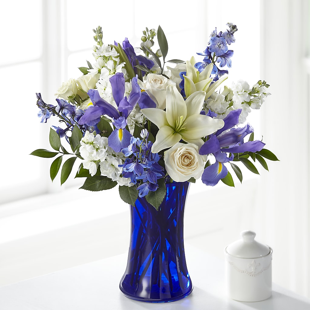 Calming Comfort Bouquet – Evergreen Flowers, Tucson AZ