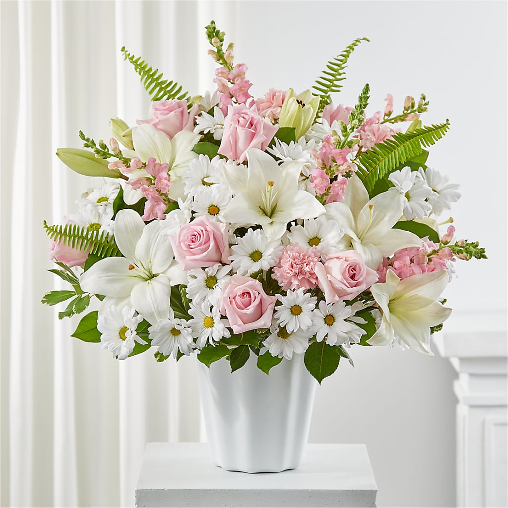 Soft Touch Tabletop Basket – Evergreen Flowers, Tucson AZ