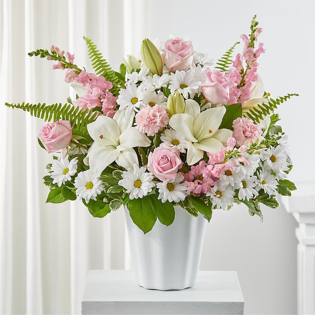Soft Touch Tabletop Basket – Evergreen Flowers, Tucson AZ