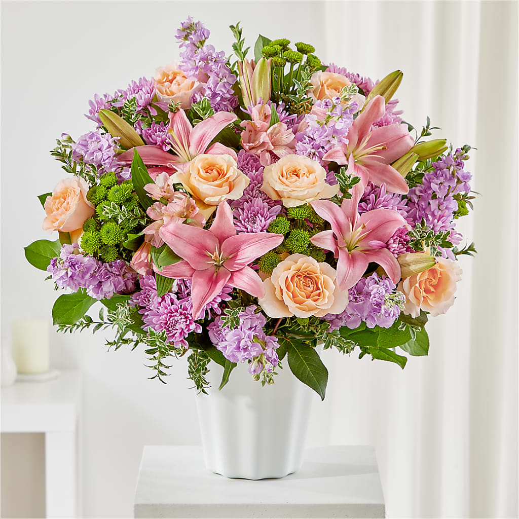 Supportive Embrace Tabletop Basket – Evergreen Flowers, Tucson AZ