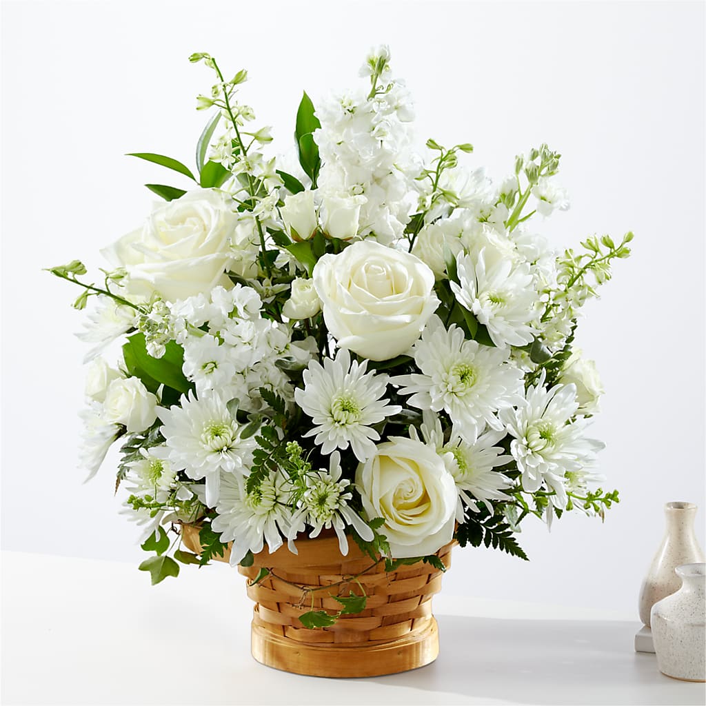 Heartfelt Condolences Arrangement – Evergreen Flowers, Tucson AZ