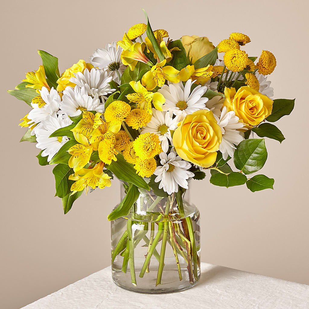 Sunny Sentiments Bouquet – Evergreen Flowers, Tucson AZ