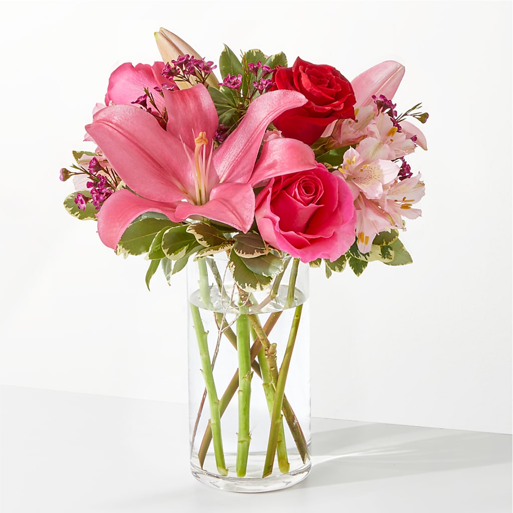 Lucky in Love Bouquet – Evergreen Flowers, Tucson AZ
