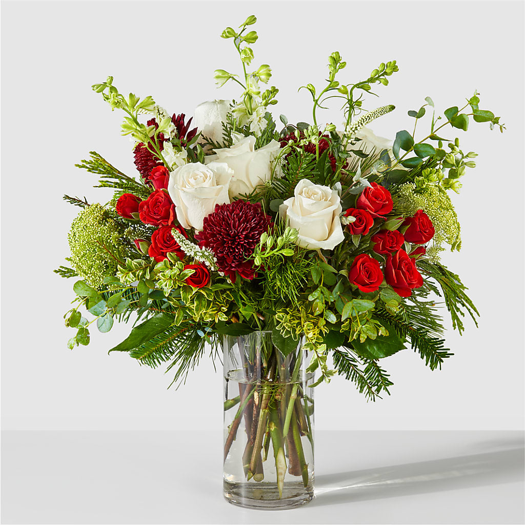 Favorite Traditions Bouquet – Evergreen Flowers, Tucson AZ
