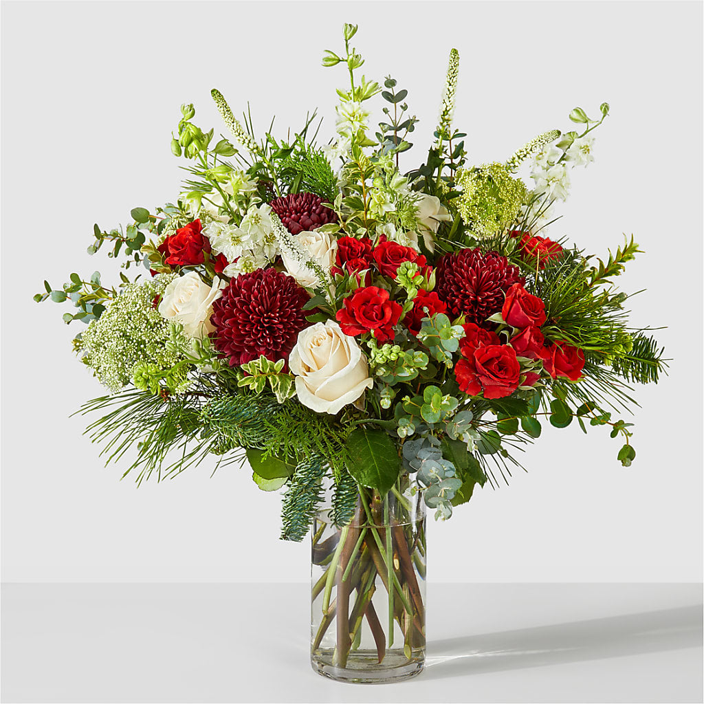 Favorite Traditions Bouquet – Evergreen Flowers, Tucson AZ
