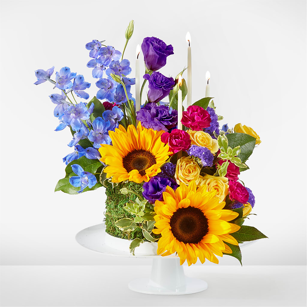 Star of the Day Floral Cake – Evergreen Flowers, Tucson AZ