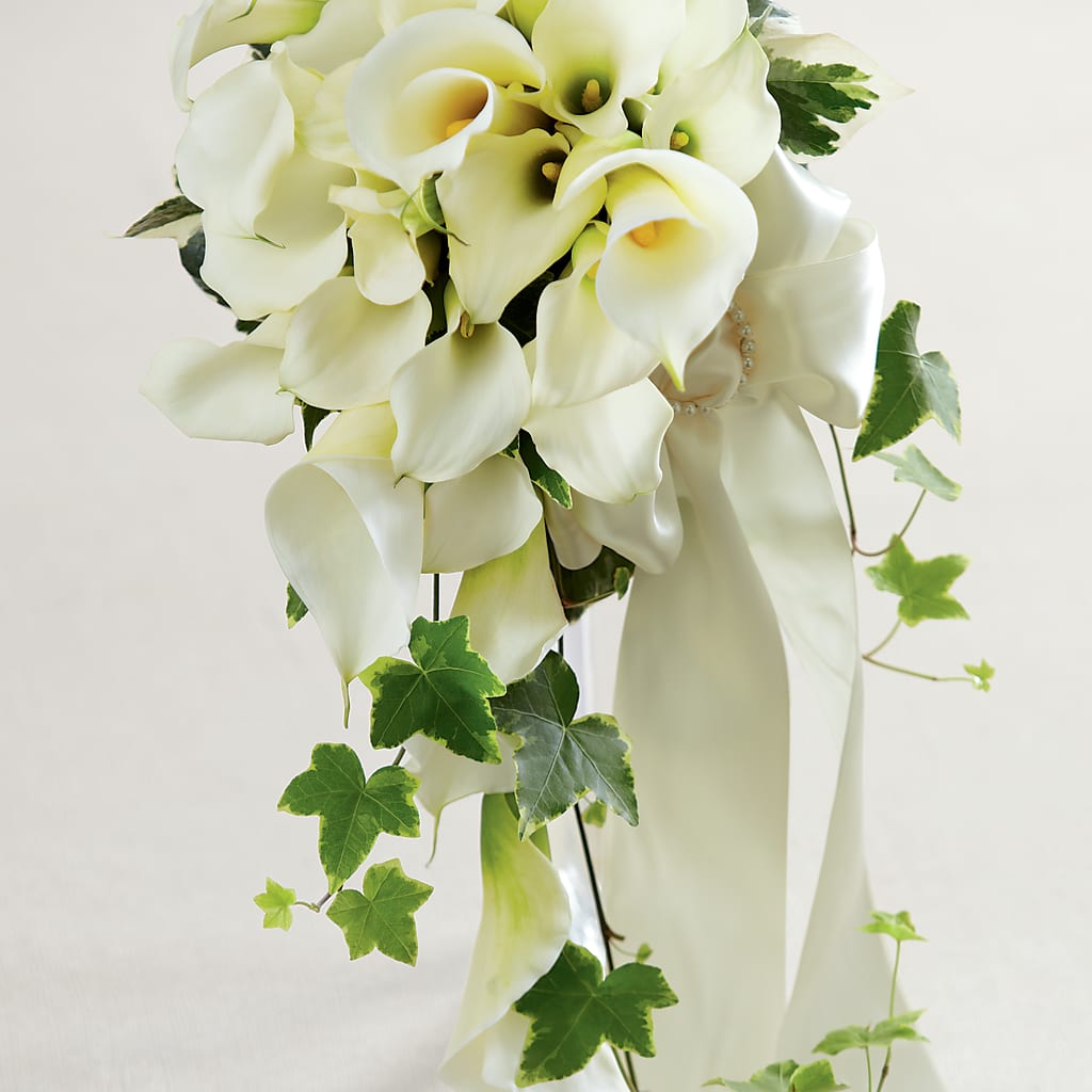 White Chapel Bouquet – Evergreen Flowers, Tucson AZ
