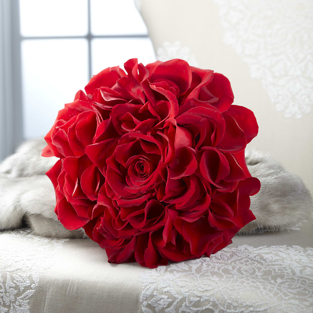 Composite Rose Bouquet – Evergreen Flowers, Tucson AZ