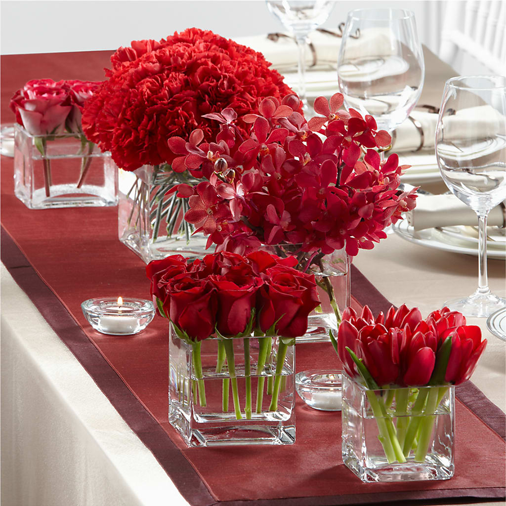 Modern Grace Centerpiece – Evergreen Flowers, Tucson AZ