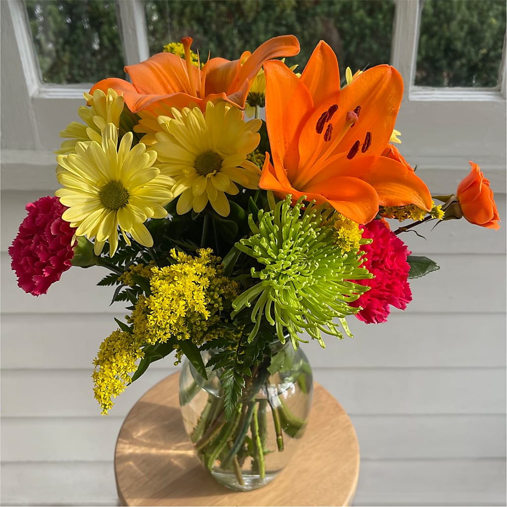 Bold & Bright – A Florist Original –  Evergreen Flowers, Tucson AZ