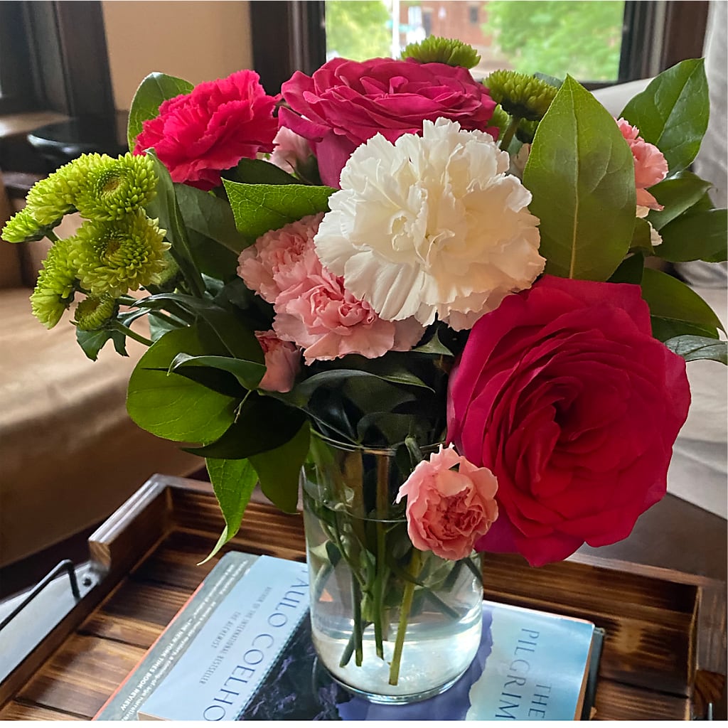 Sweet & Pretty Bouquet –  Evergreen Flowers, Tucson AZ