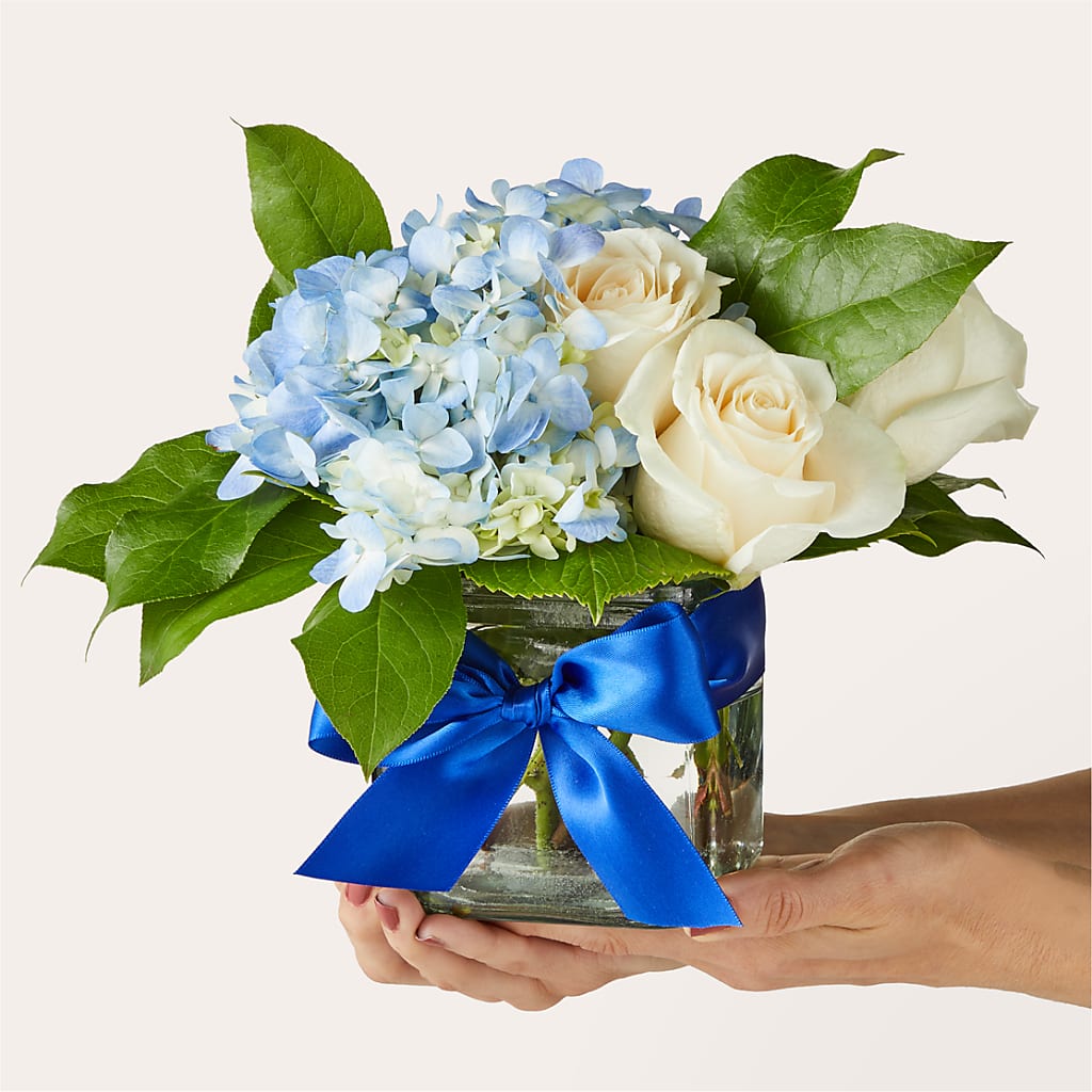 Sky Blue Delight Bouquet –  Evergreen Flowers, Tucson AZ