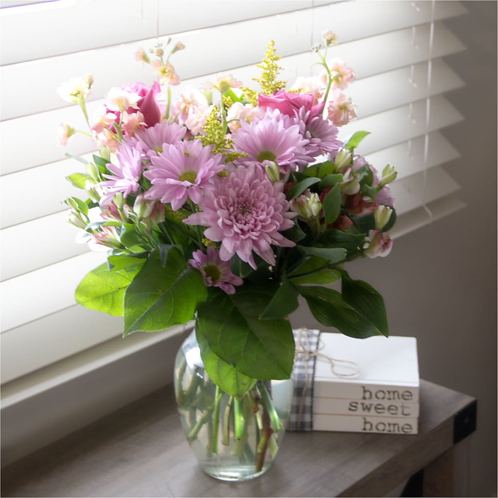 Pastel Tradition - A Florist Original –  Evergreen Flowers, Tucson AZ