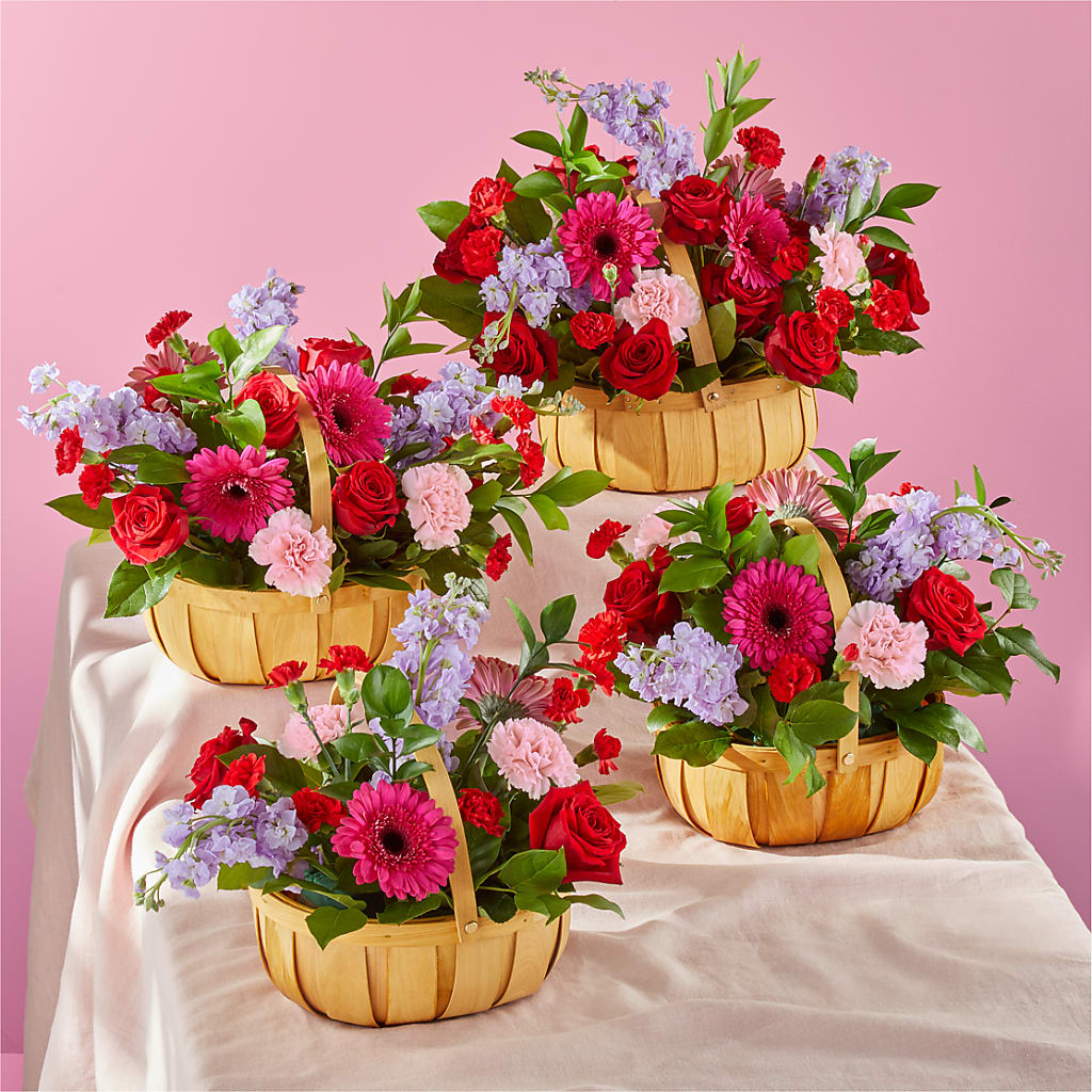 Pink Picnic Basket –  Evergreen Flowers, Tucson AZ