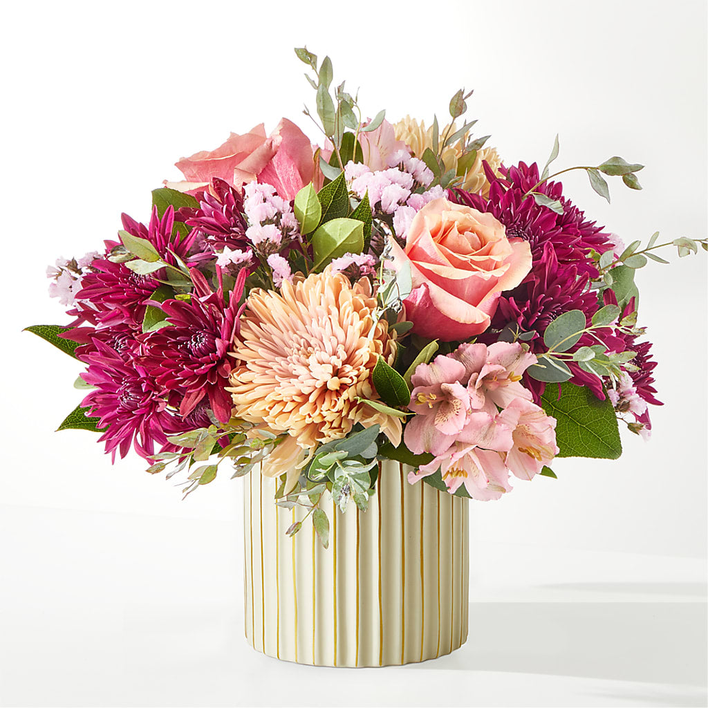 Berry Cobbler Bouquet with Ivory Vase –  Evergreen Flowers, Tucson AZ