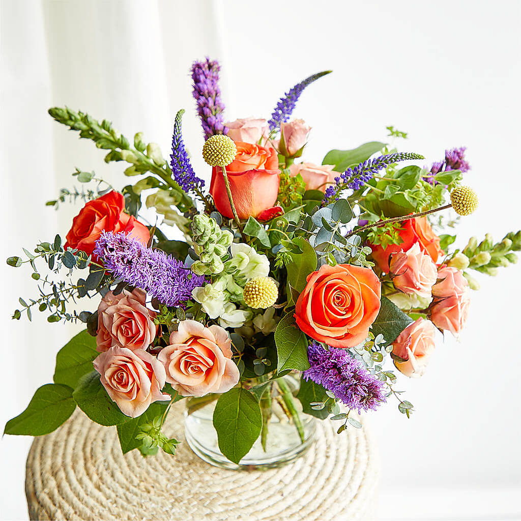 The Standout Bouquet –  Evergreen Flowers, Tucson AZ