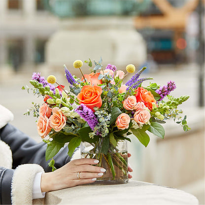 The Standout Bouquet –  Evergreen Flowers, Tucson AZ