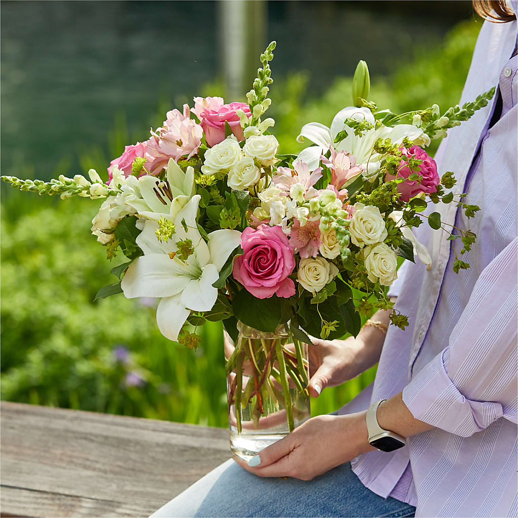 Fondly Bouquet –  Evergreen Flowers, Tucson AZ