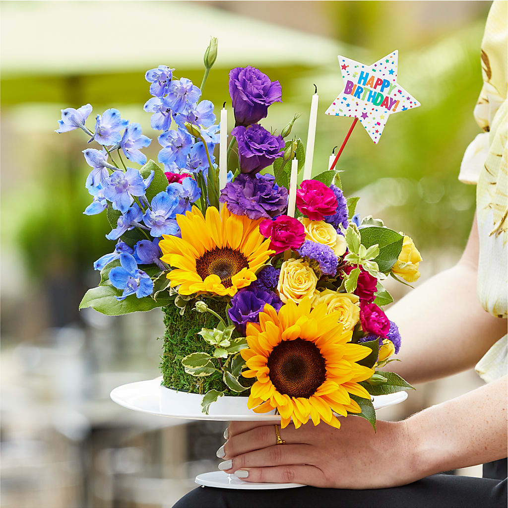 Star of the Day Floral Cake –  Evergreen Flowers, Tucson AZ